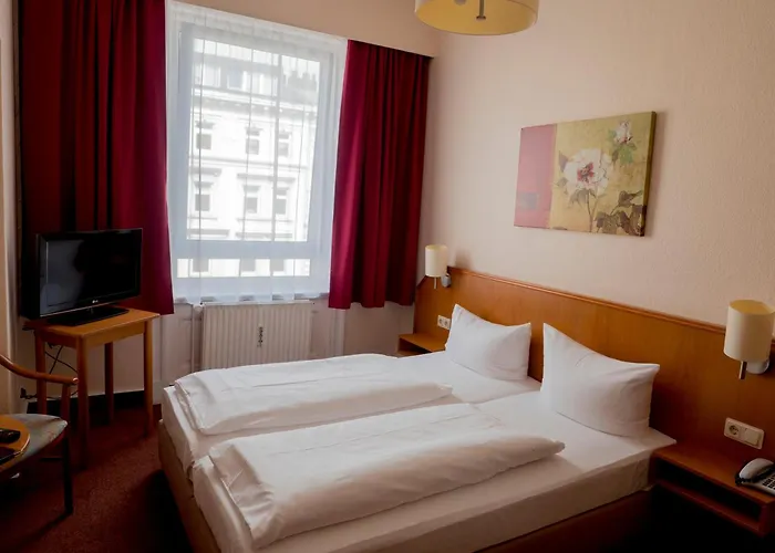 Am Hauptbahnhof 3* Hambourg