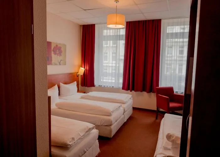 Am Hauptbahnhof 3* Hambourg